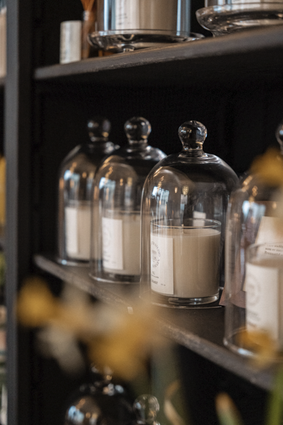 Alabaster Studio scented candle