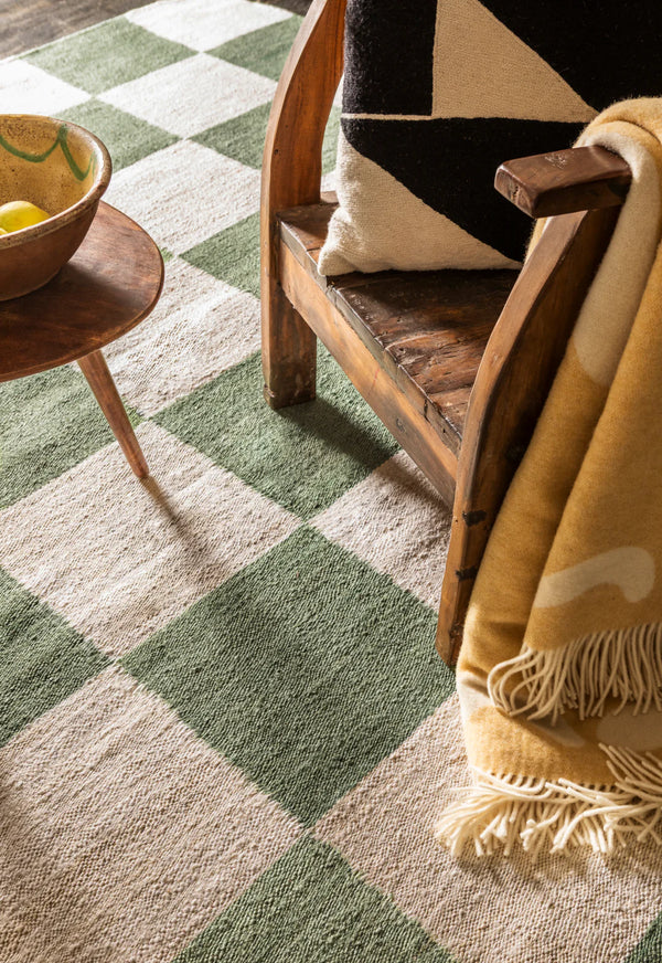 The Sicilian Jute Teppe, Clover