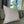 Beige silke pute, 50x50