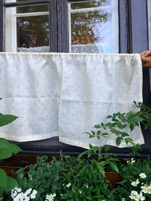 Cafegardin, painted thread, porcelain