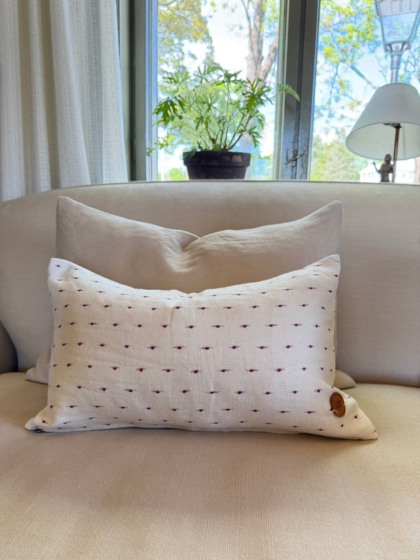Helene Blanche cushion, Drop Rose 30x50