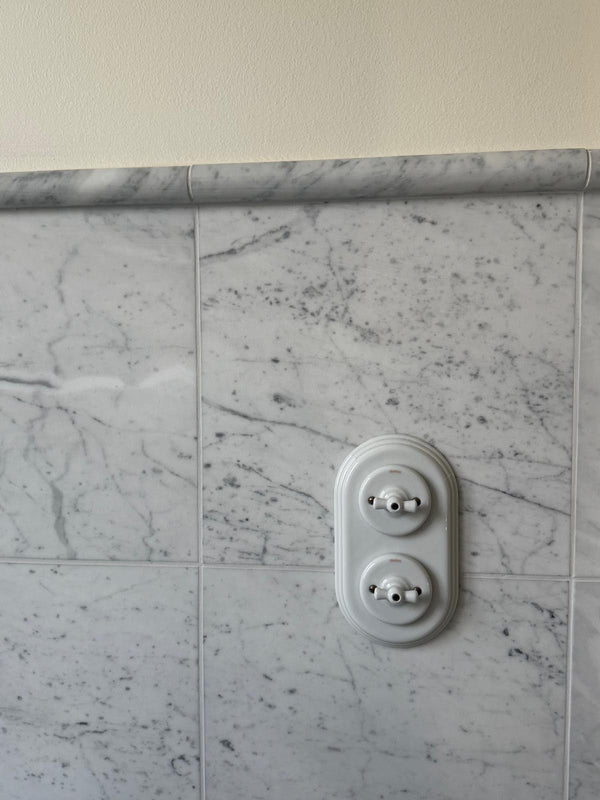 Fontini Garby Colonial, Dobbel bryter