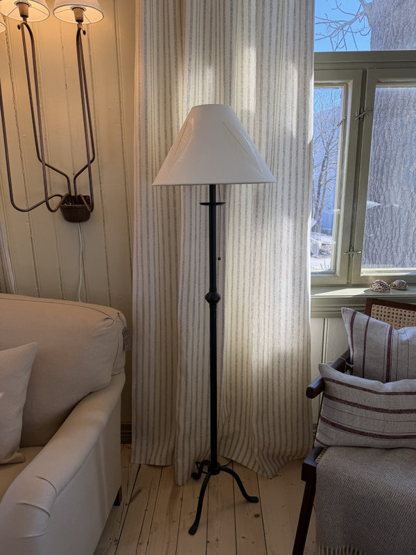 Klassisk Gulvlampe