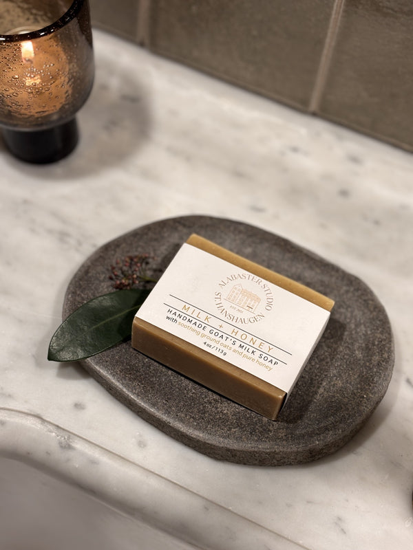 Alabaster Studio StHanshaugen Såpestykke, Milk & Honey