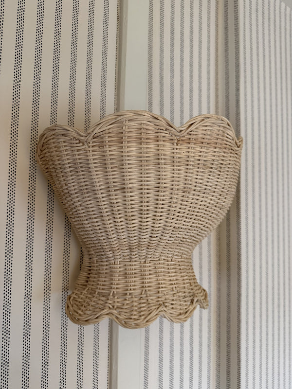 Hastshilp rotting, Vegglampe natur