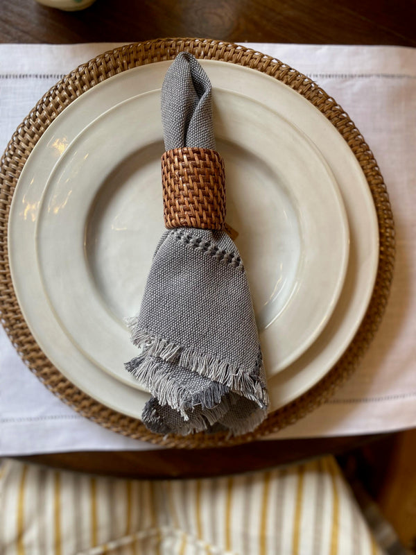 Serviett med frynsekant, grå