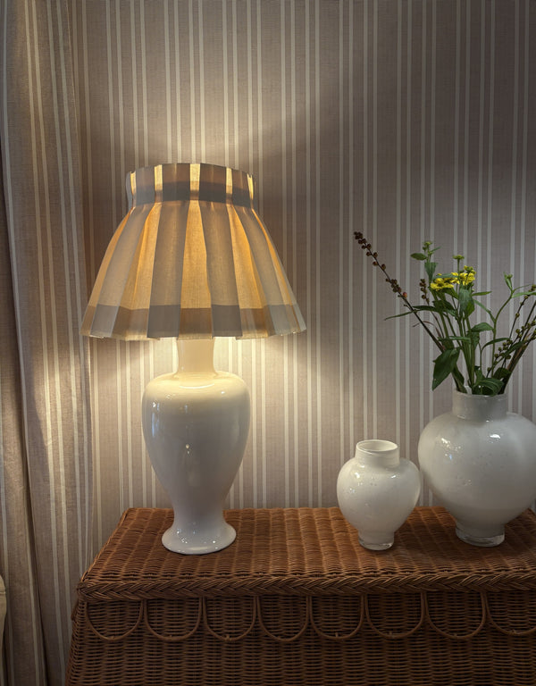 Milano Lampefot Medium, Glossy krem