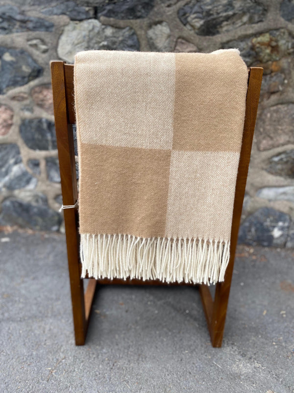 Ullpledd, Beige ruter