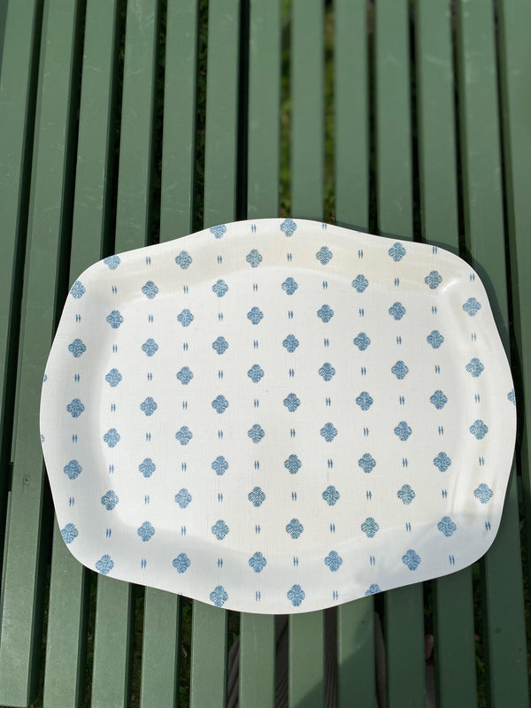 Helene Blanche serveringsbrett, Silvia's Cloth Porcelain Curvy Oval
