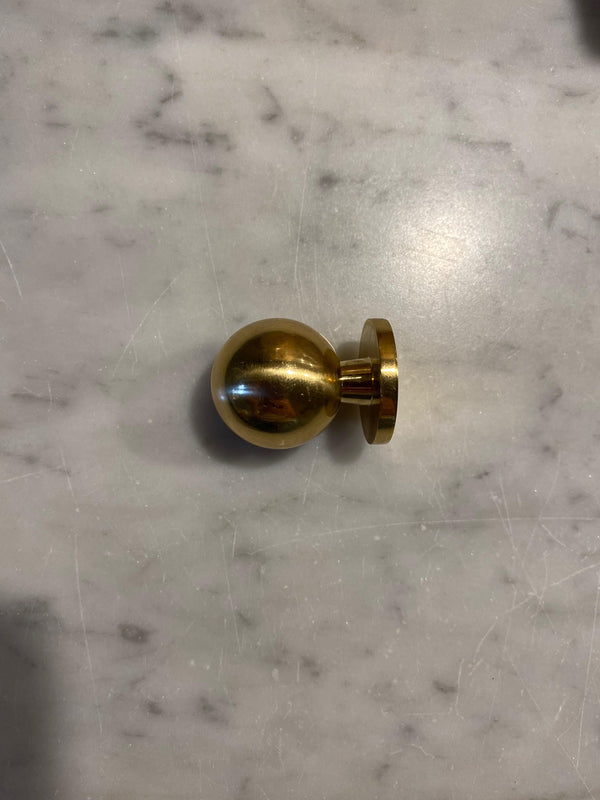 Alabaster Studio Knob, Bronze 16mm