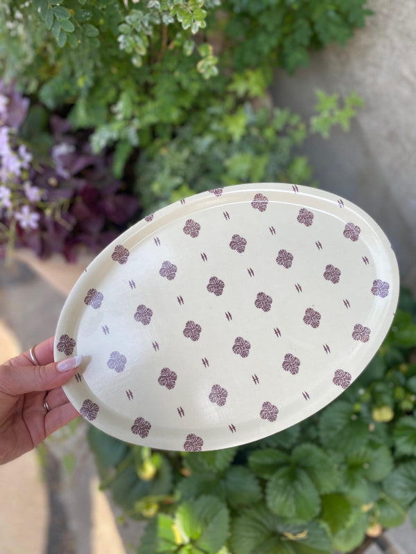 Helene Blanche serveringsbrett, Silvia's Cloth Plum Oval