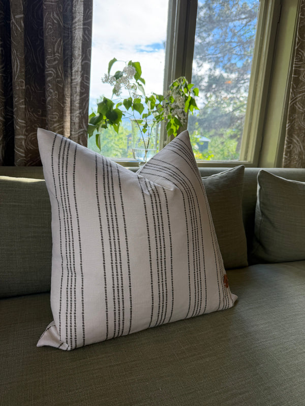 Helene Blanche, Vera Stripe Sea pute, 50x50