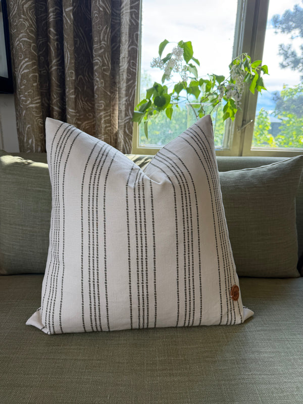Helene Blanche, Vera Stripe Sea pute, 50x50