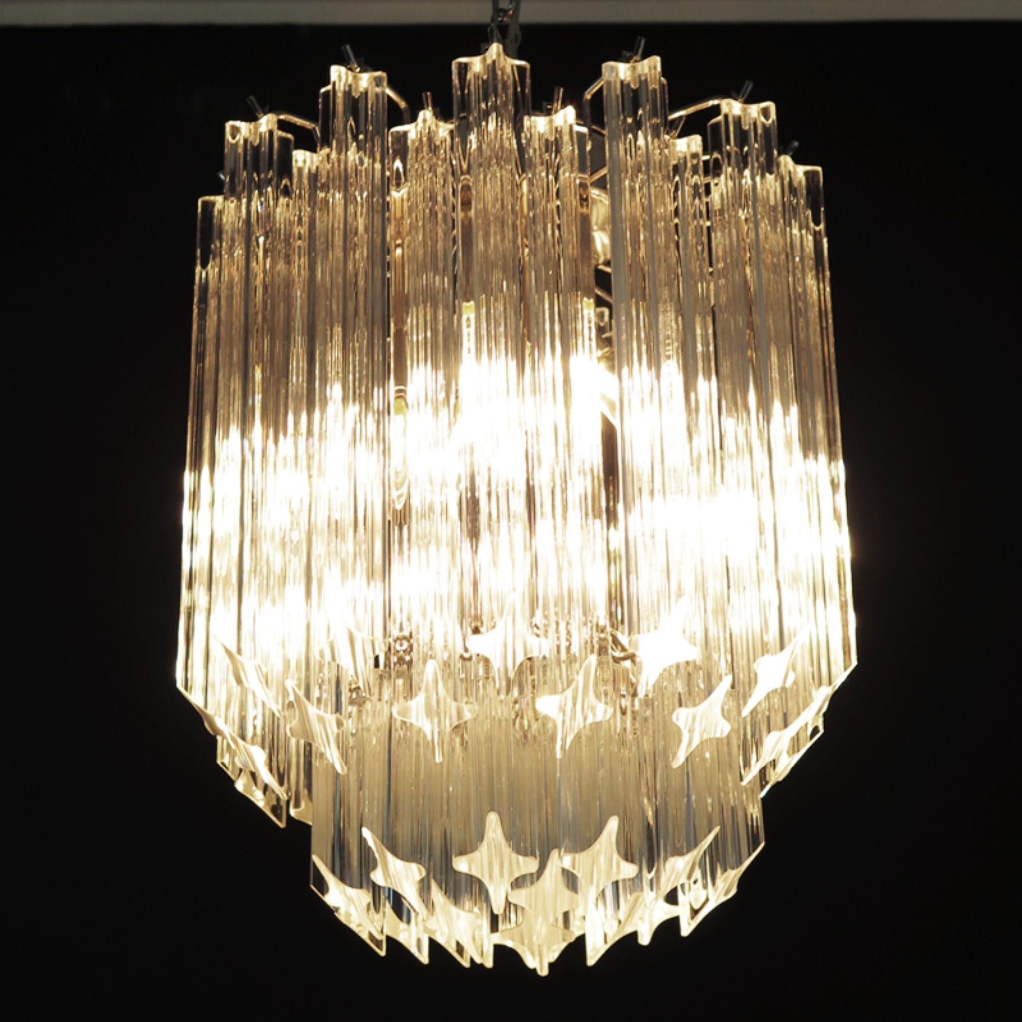 Murano Chandelier with 47 transparent prisms