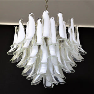 Murano chandelier - Mazzega with 53 transparent lattimo glass petals