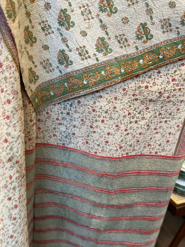 Kantha throw/bedspread