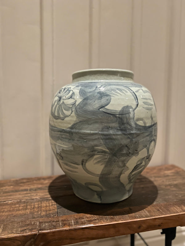 XL vase in dusty blue